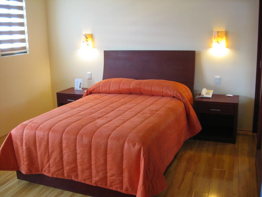 Hotel Cr Tehuacán Zewnętrze zdjęcie